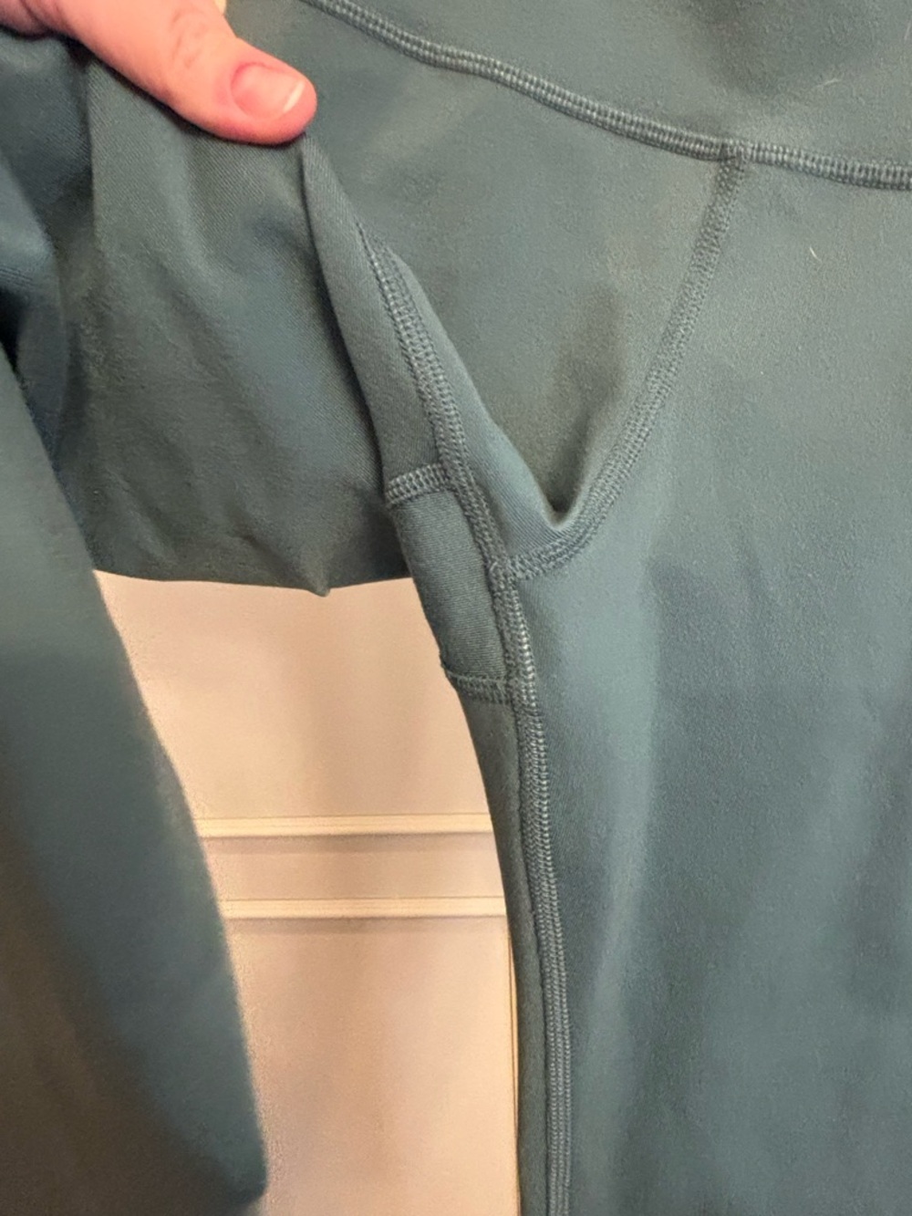 ALO Yoga Leggings Med High-Waist Dark Teal MSRP $118 - Picture 4 of 5